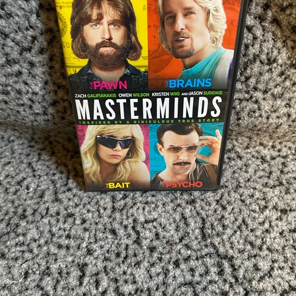 DVD Bundle - Picture 2 of 7